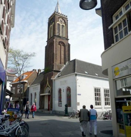 Stadsgezicht op het Oude Stadhuis Stadsgezicht vanuit de Noordstraat